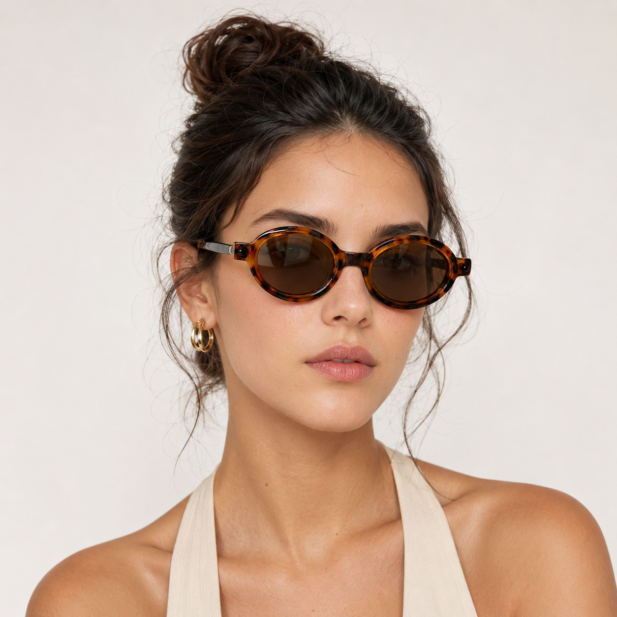 Urban Ziyaar Solene Premium Oval Tortoise Sunglasses