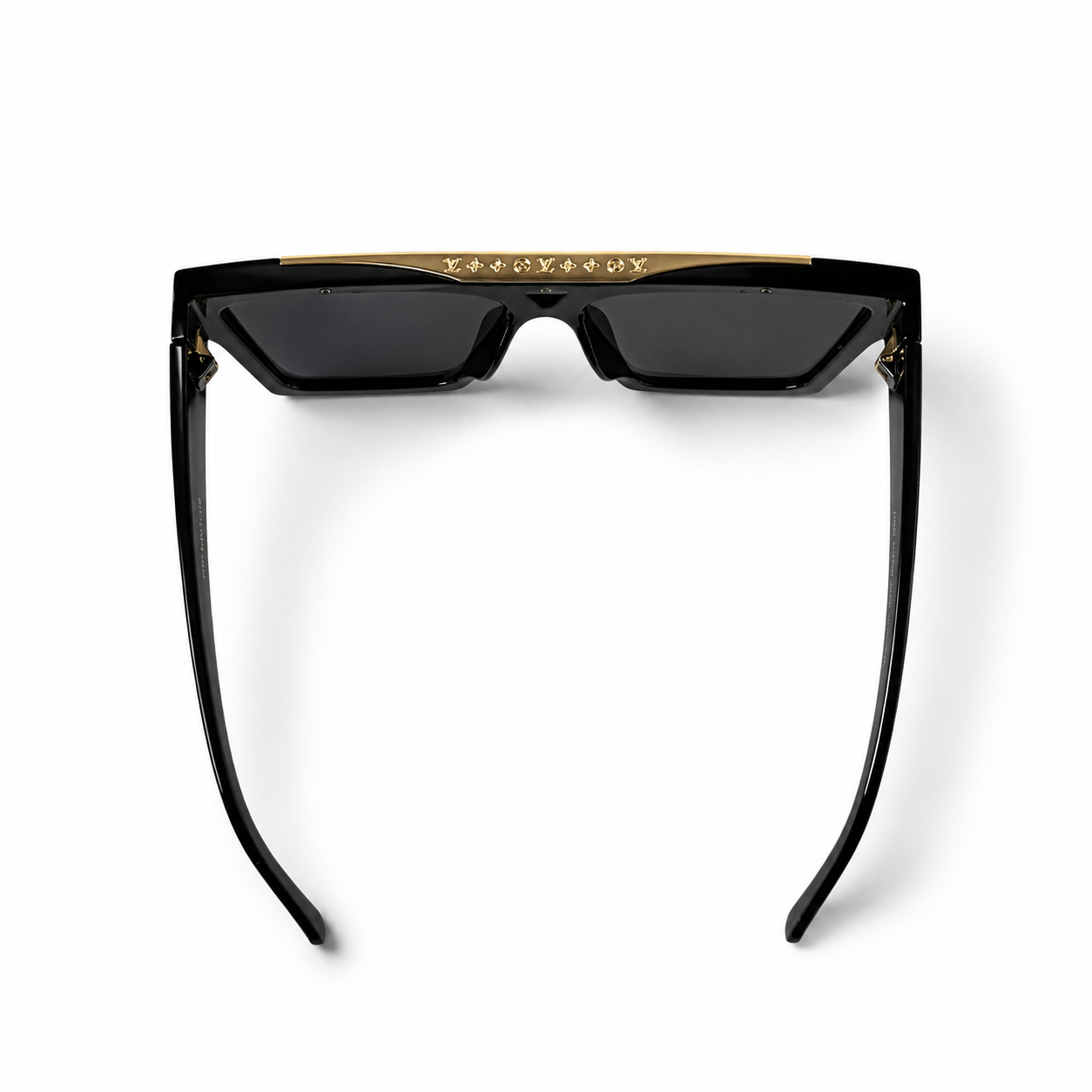 Louis Vuitton 1.1 Evidence Z1502W Black Square Gold Bridge Sunglasses
