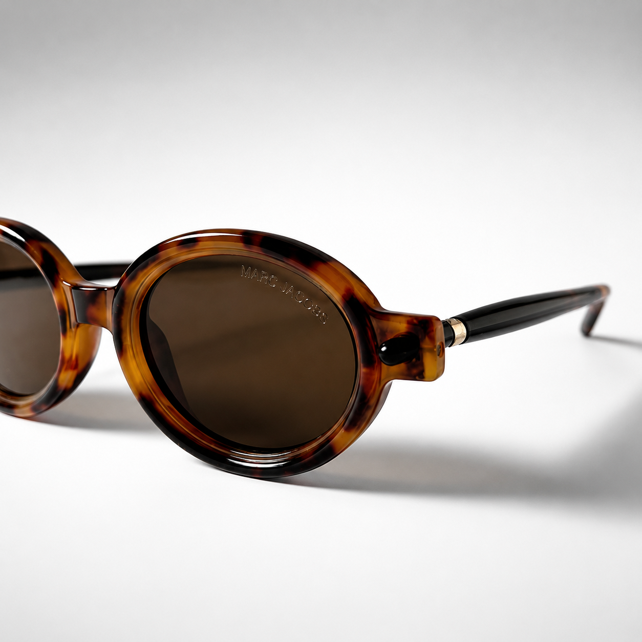 Urban Ziyaar Solene Premium Oval Tortoise Sunglasses